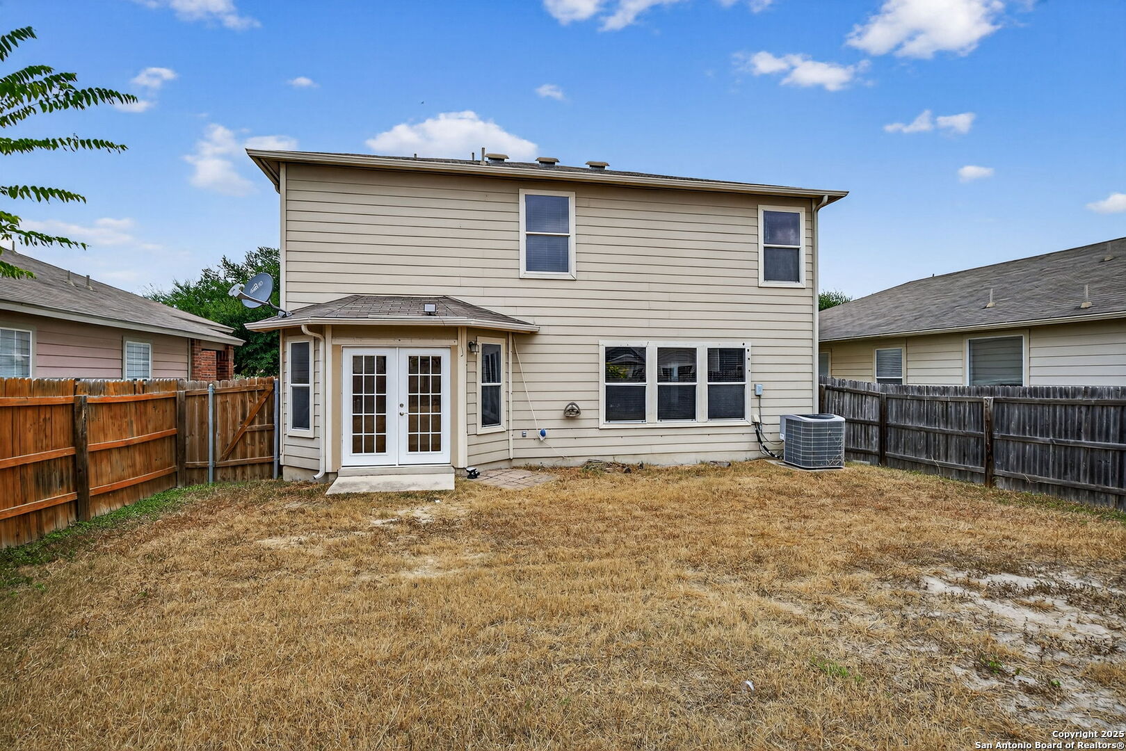 10112 villa del lago