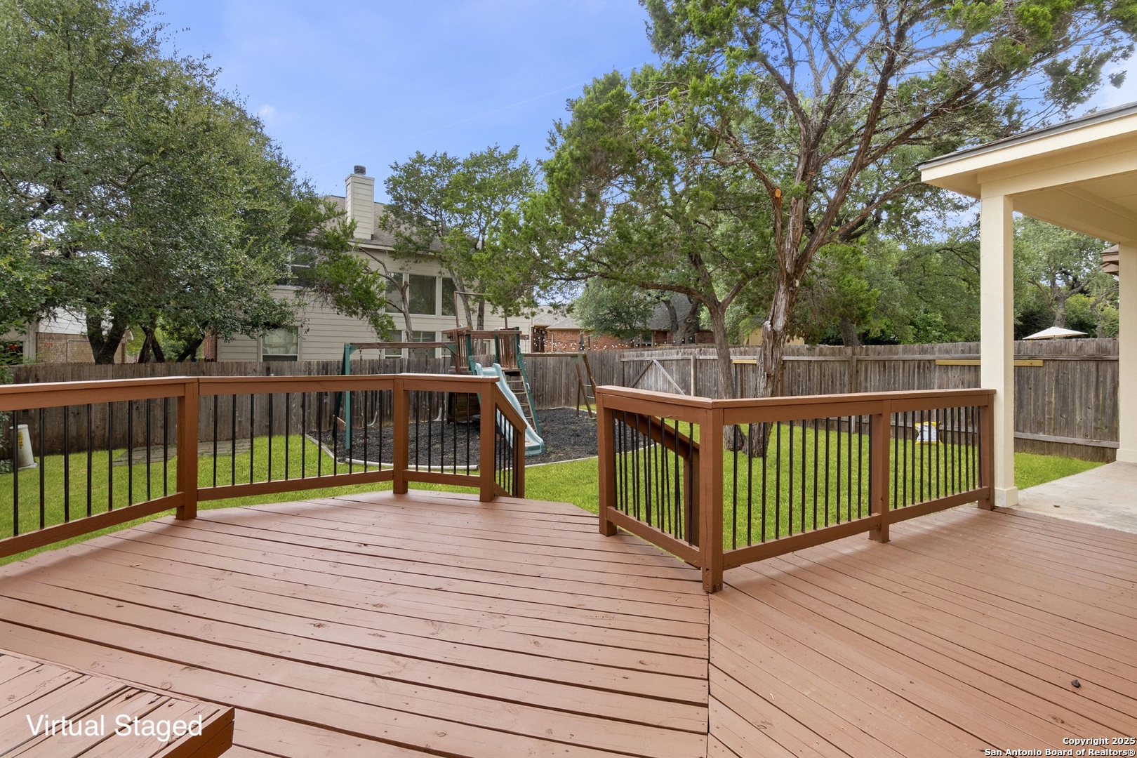 26415 Walden Oak