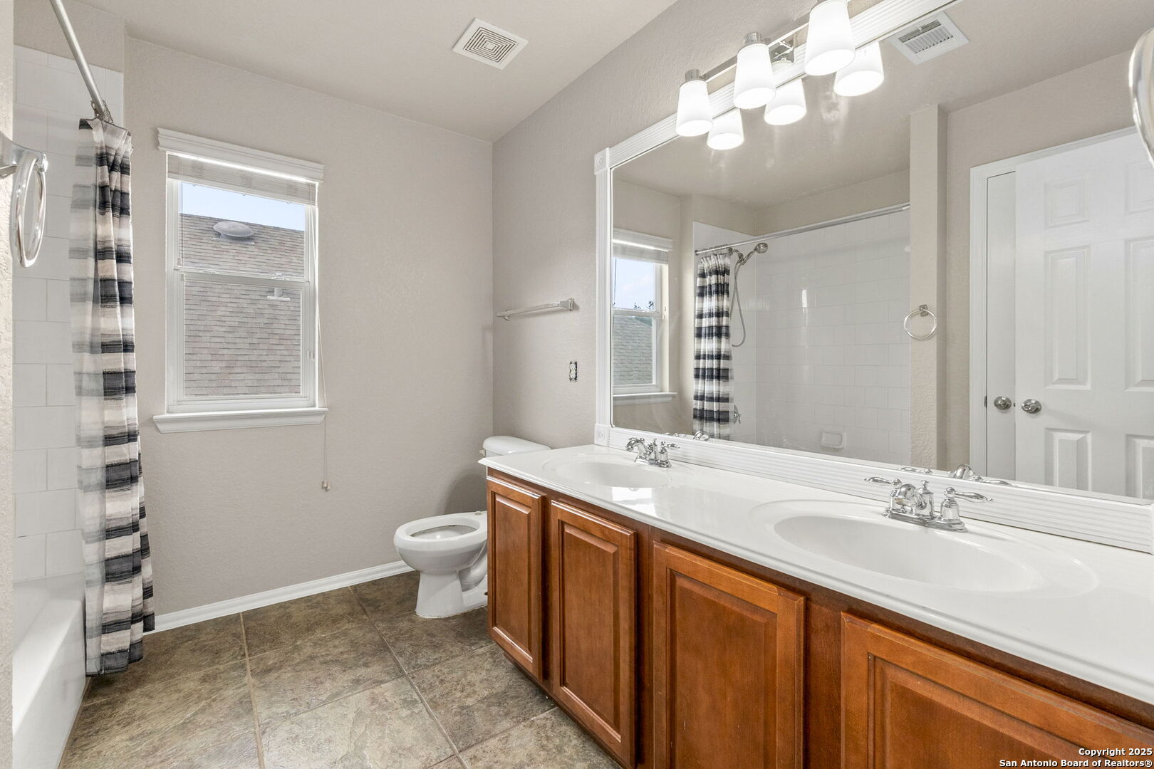 26415 Walden Oak