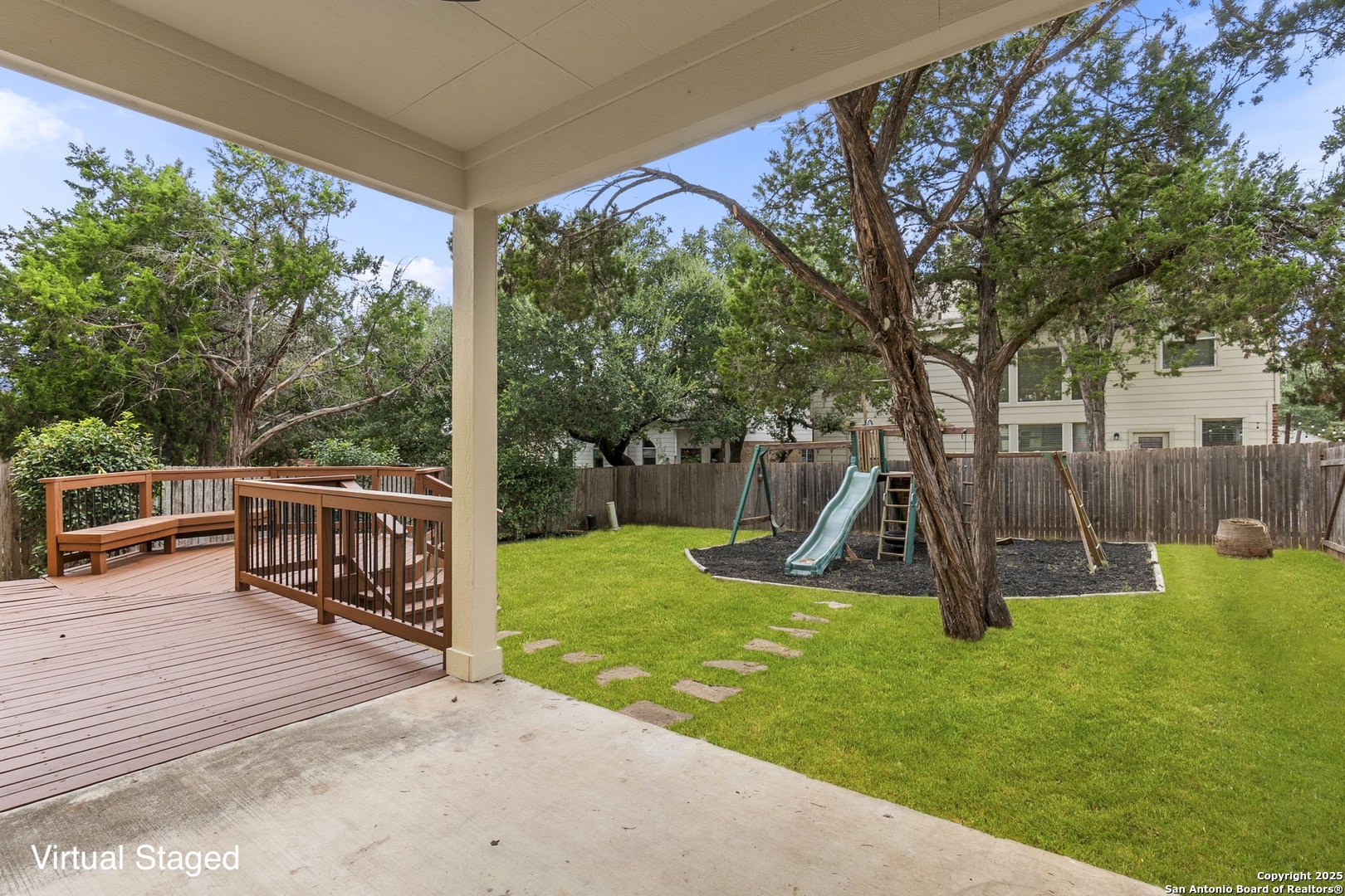 26415 Walden Oak