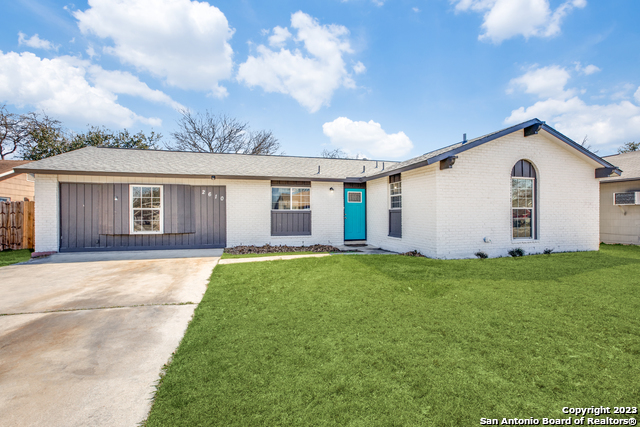 2610 LAKEBRIAR ST