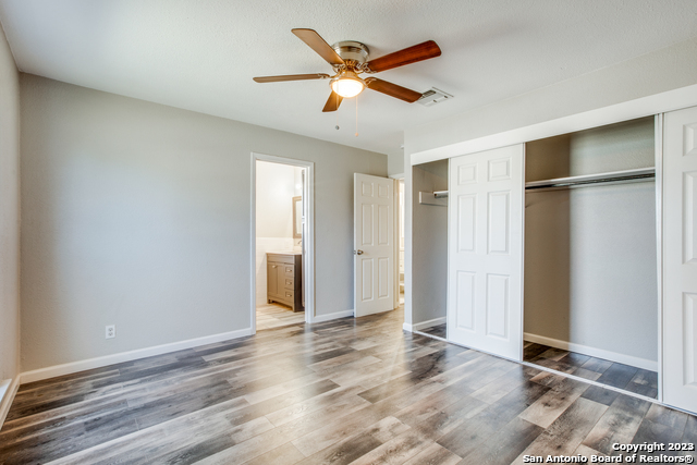 2610 LAKEBRIAR ST