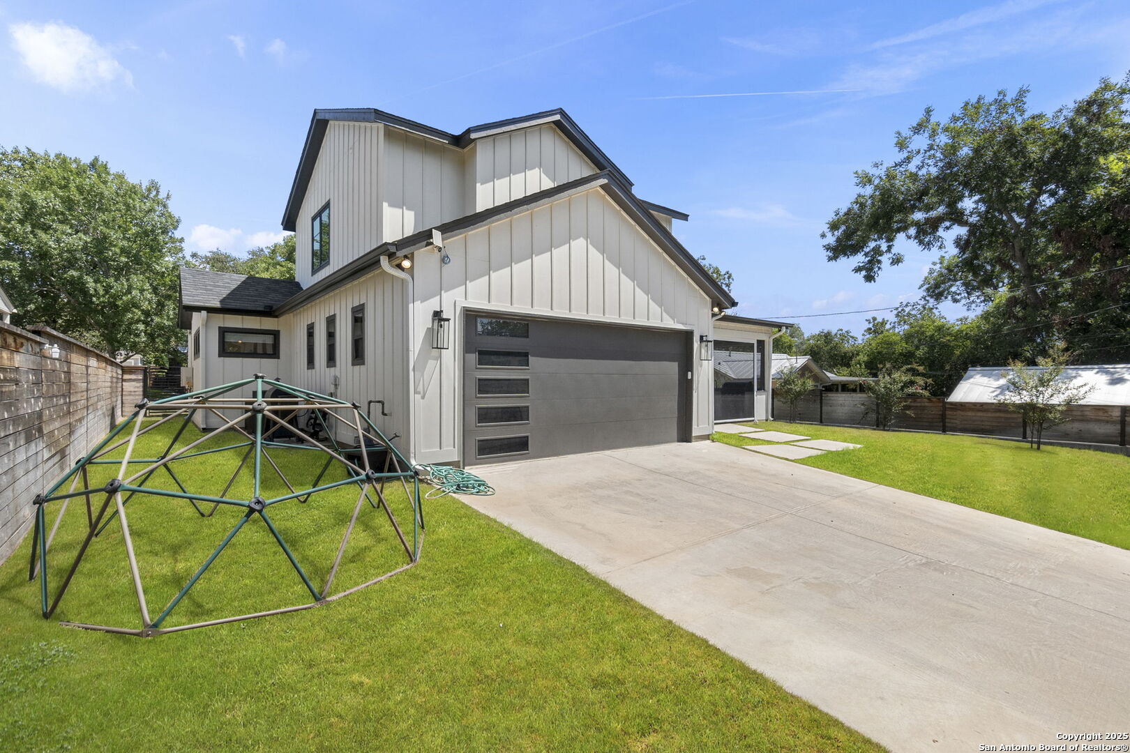 260 Retama