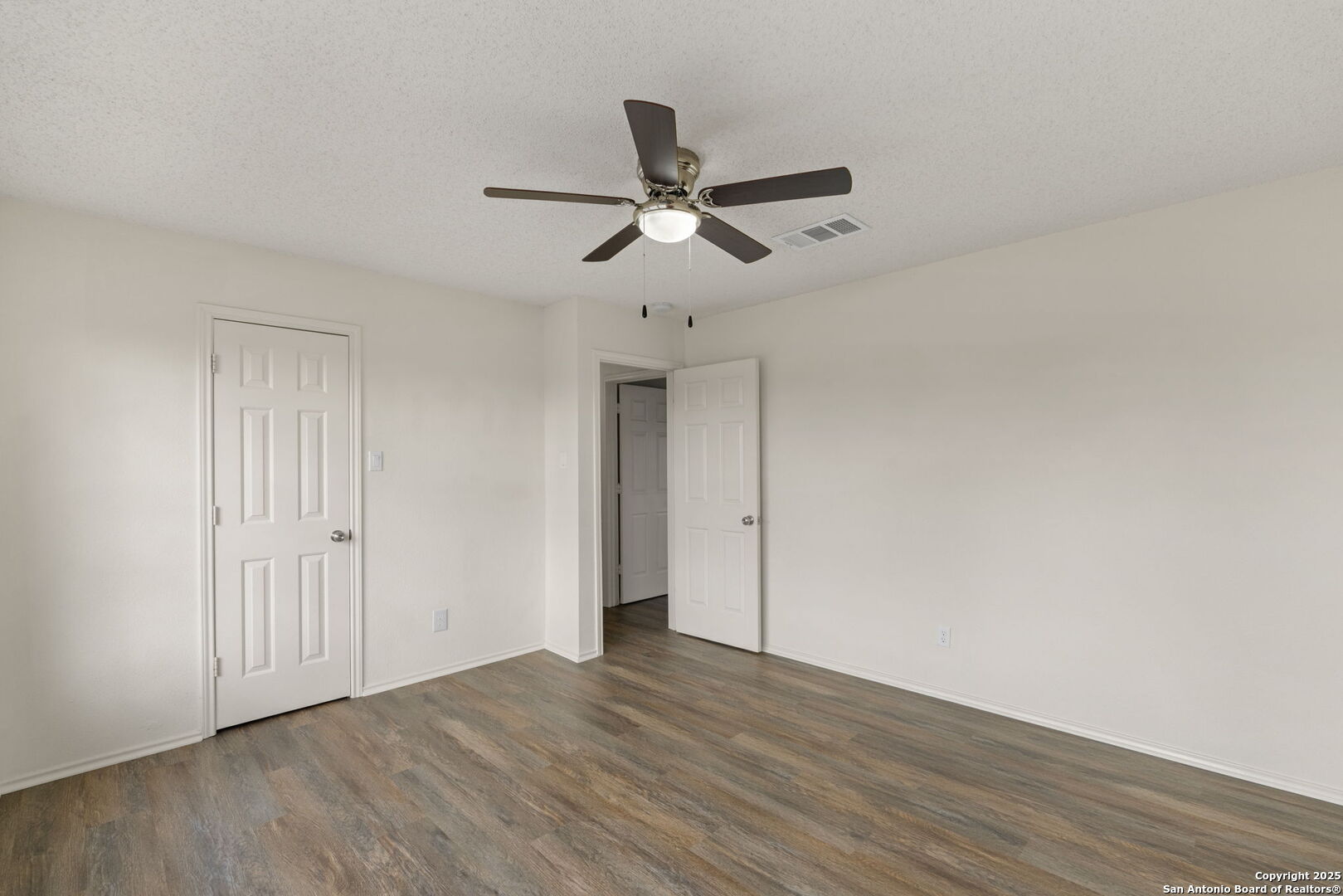 10207 Southcreek