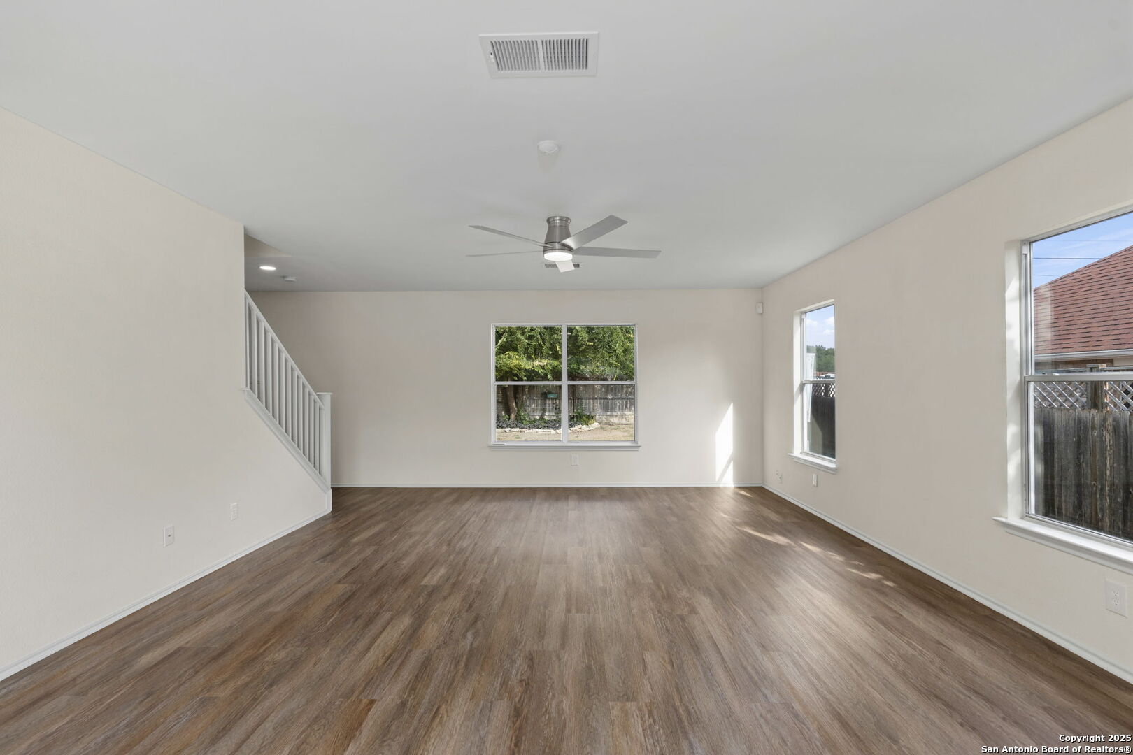 10207 Southcreek