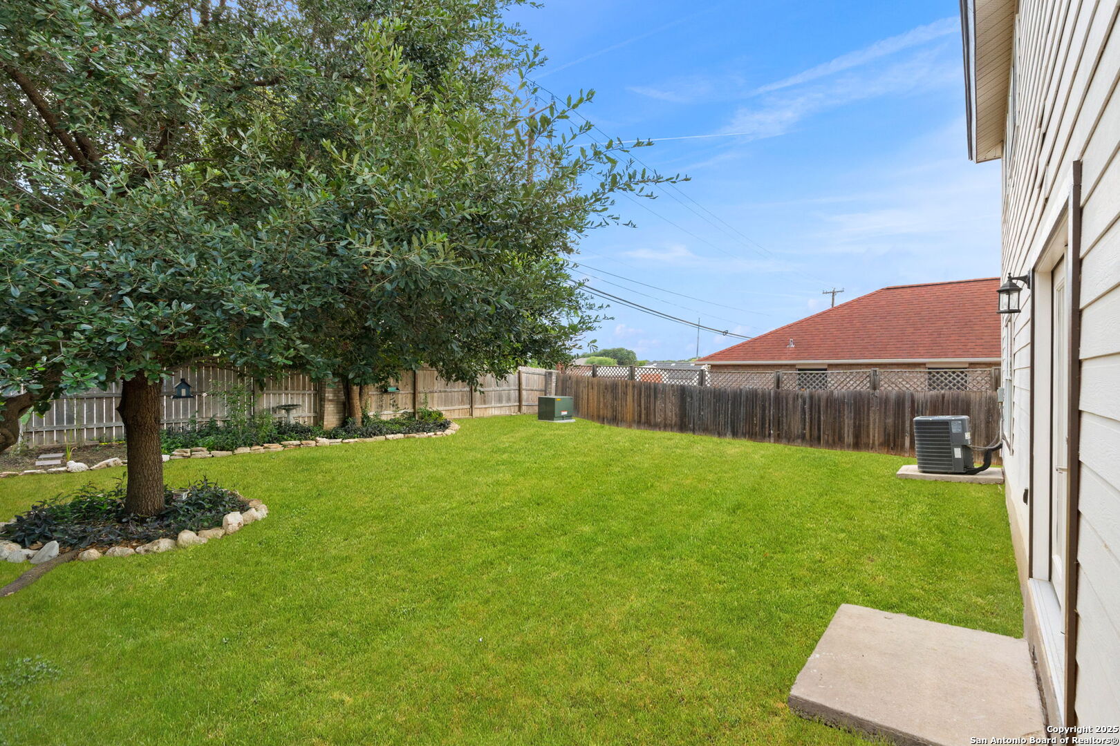 10207 Southcreek