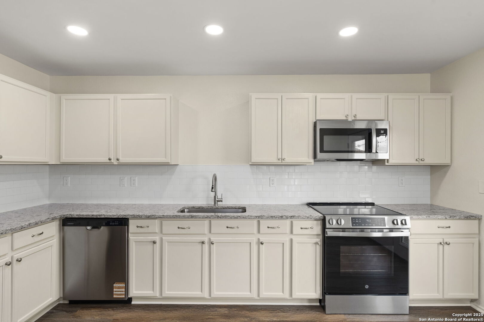 10207 Southcreek