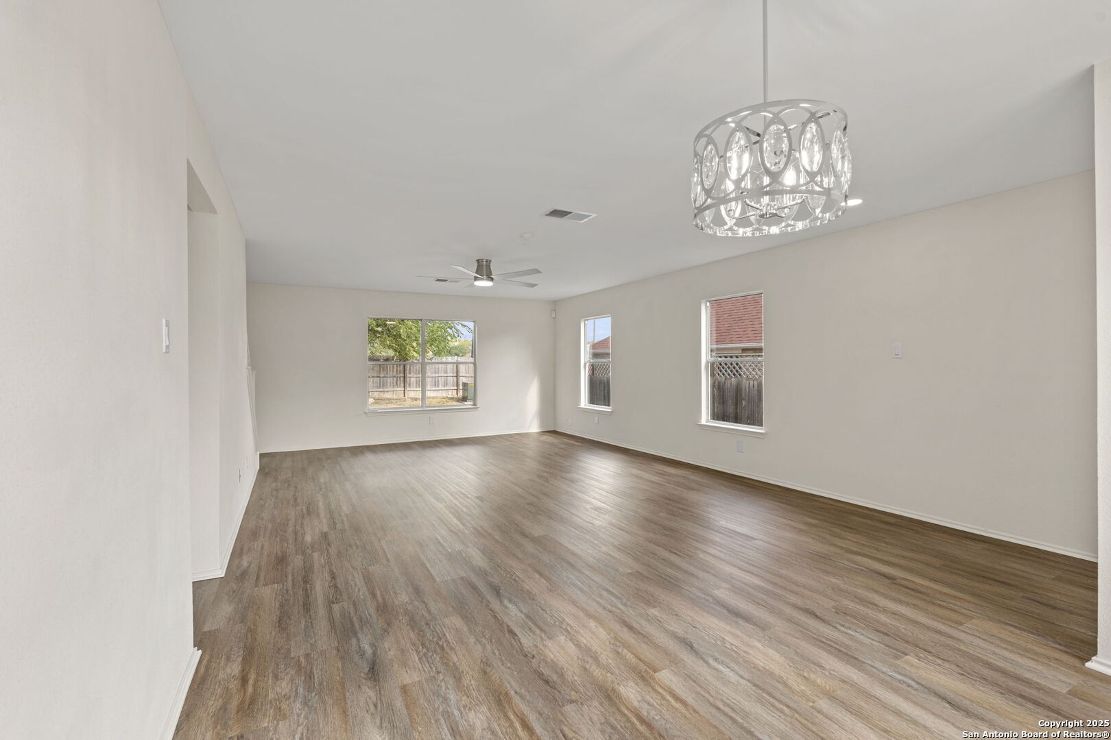 10207 Southcreek