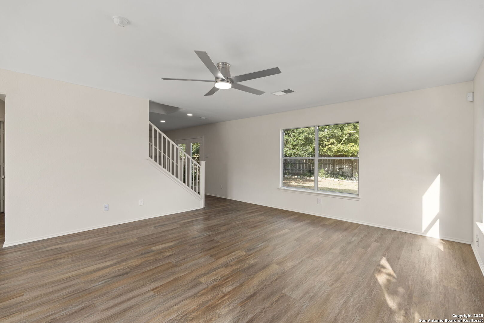 10207 Southcreek