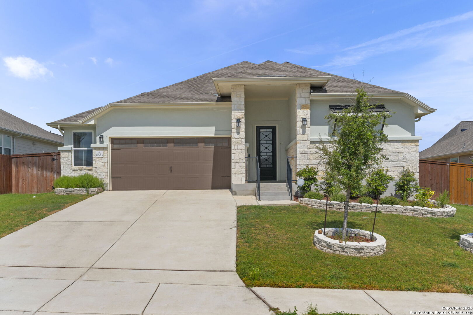 6533 Crockett Cv