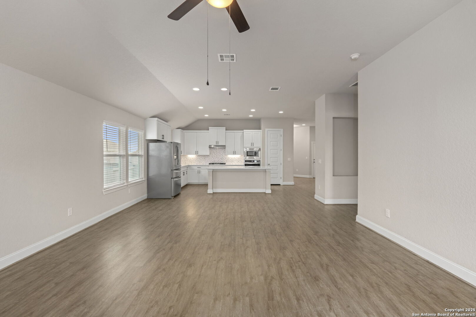 6533 Crockett Cv