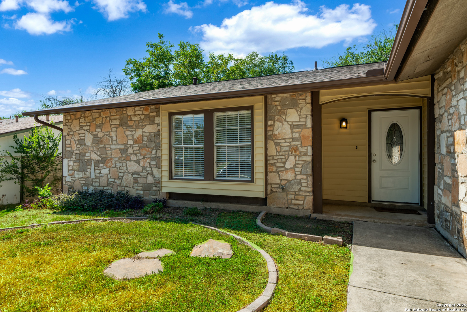 10330 Old Farm