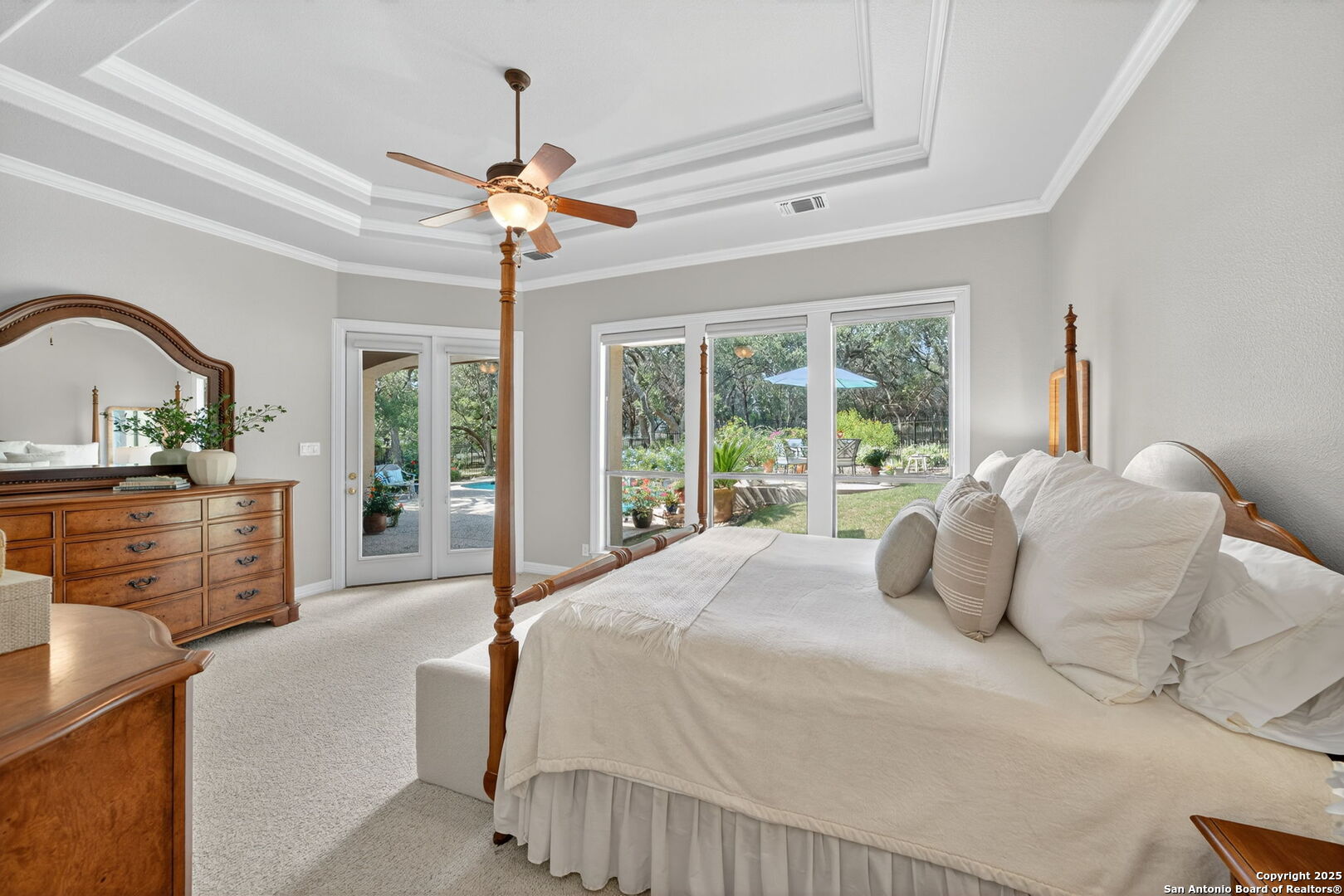 8355 Reunion Oak