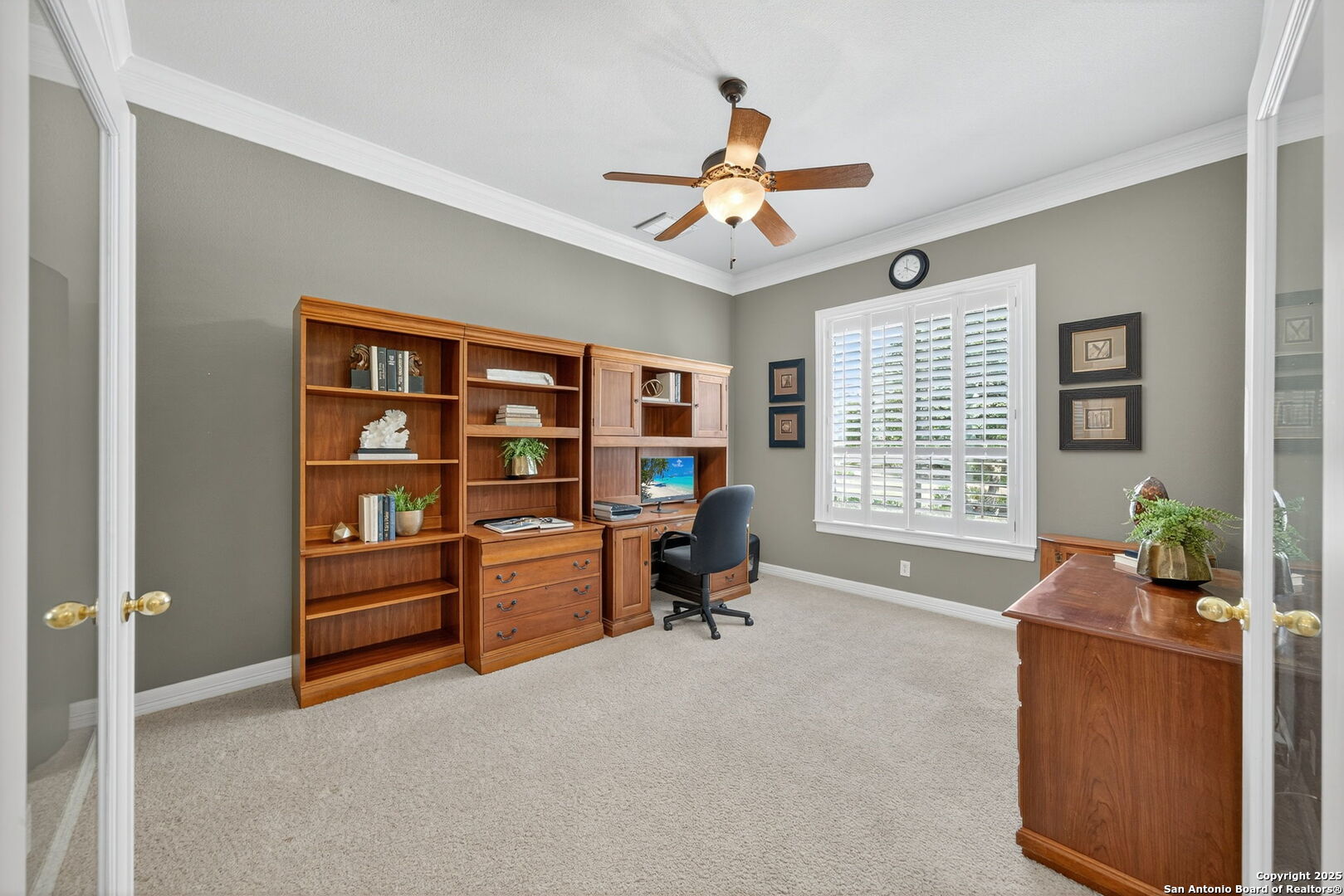 8355 Reunion Oak