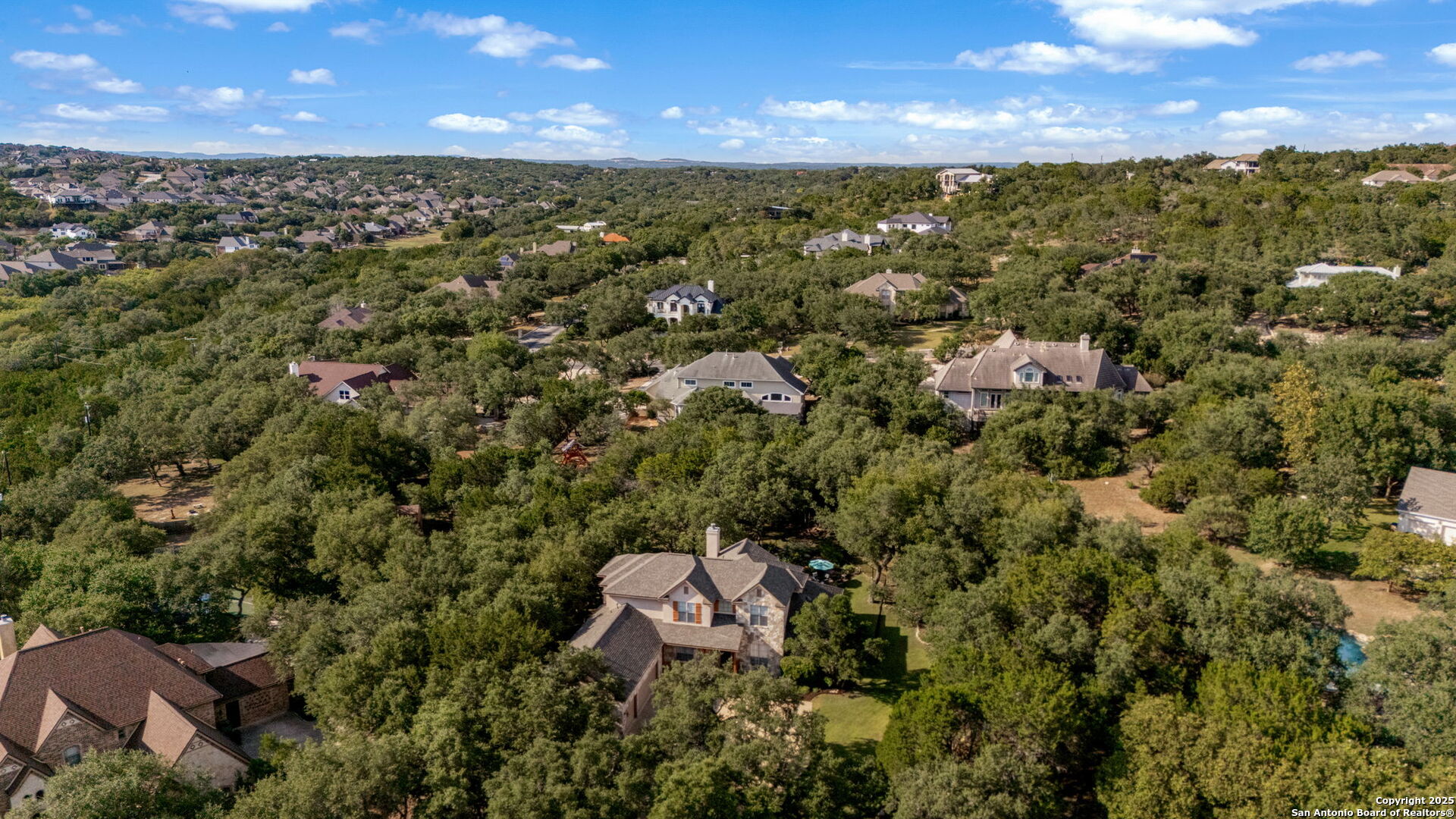 8355 Reunion Oak