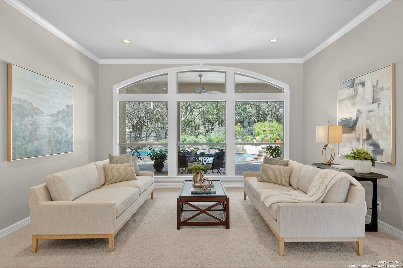 8355 Reunion Oak
