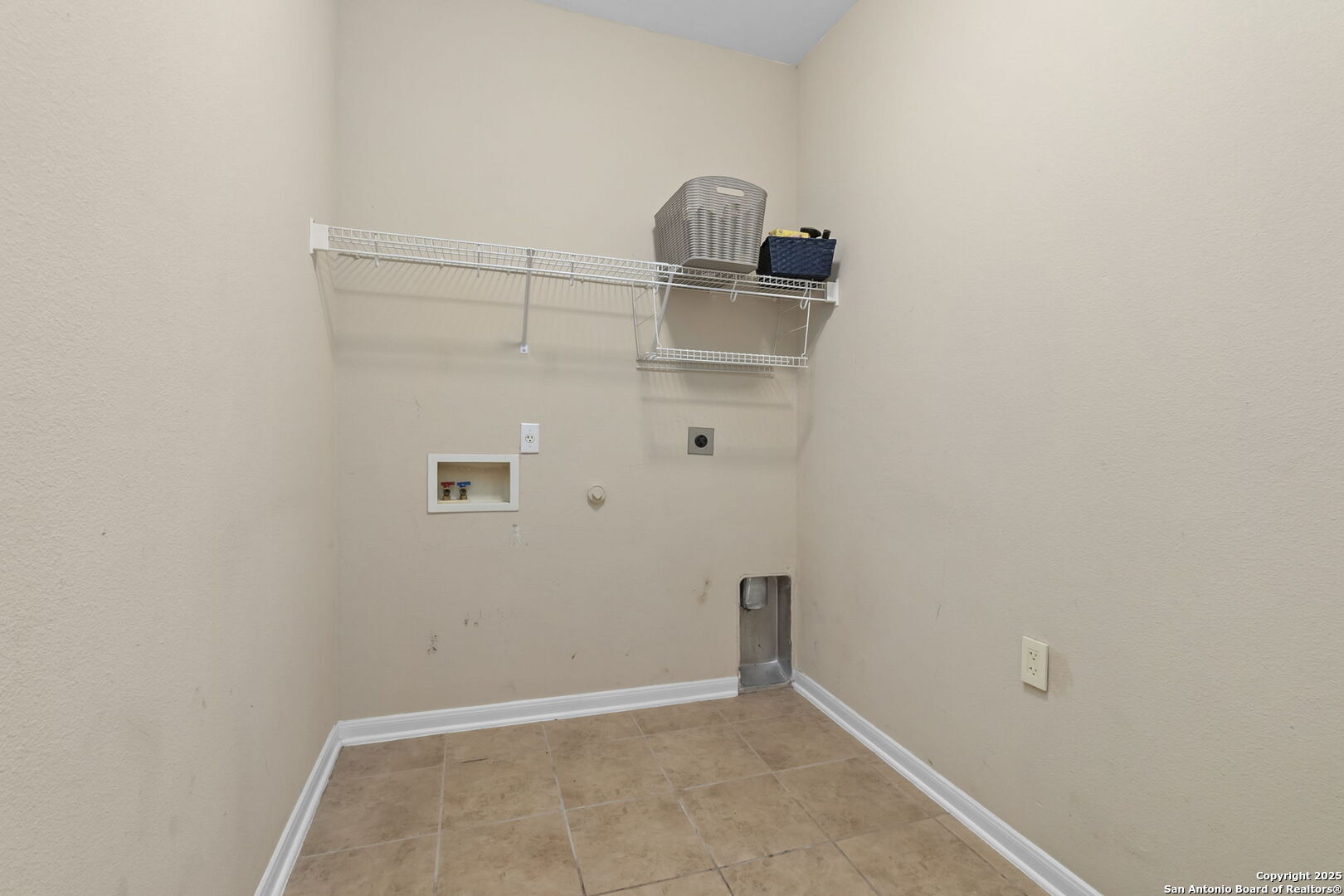 16106 Ponderosa Pass