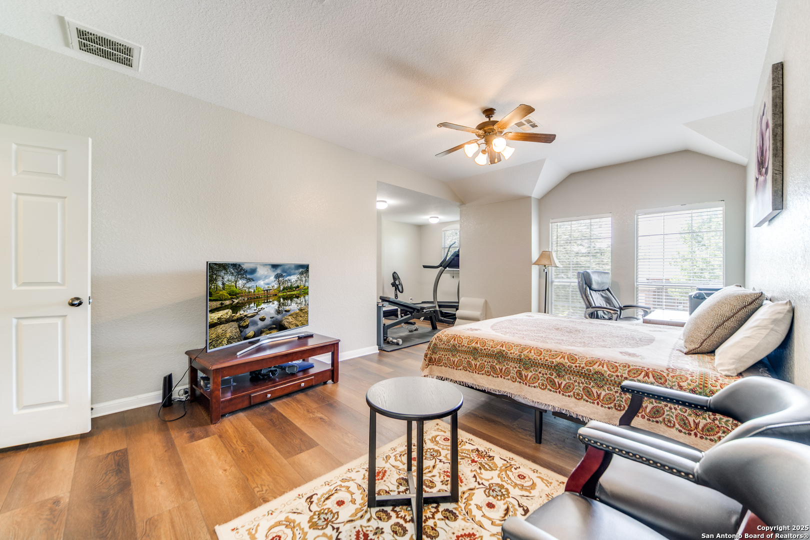 24442 Buck Creek