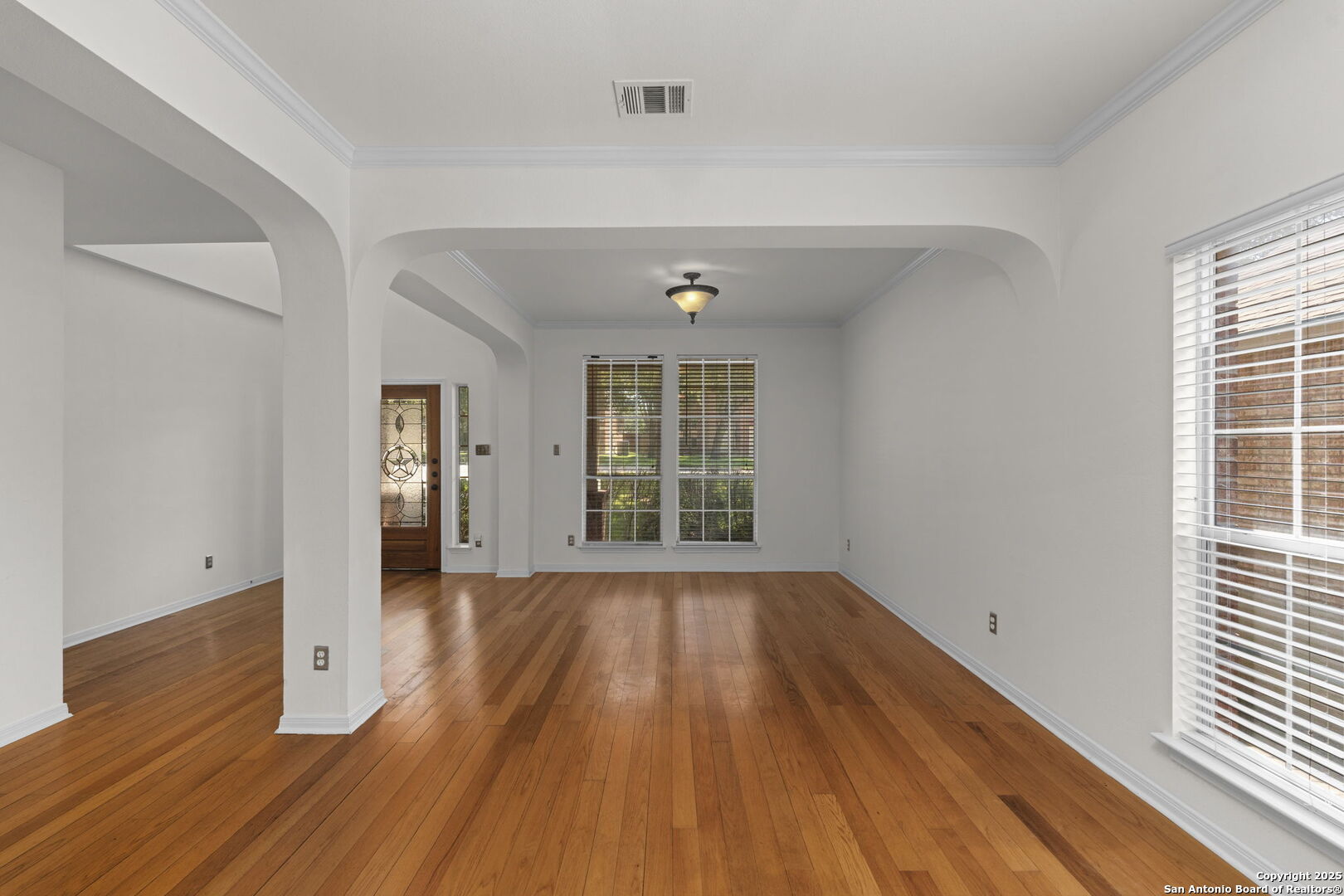 815 Windhurst