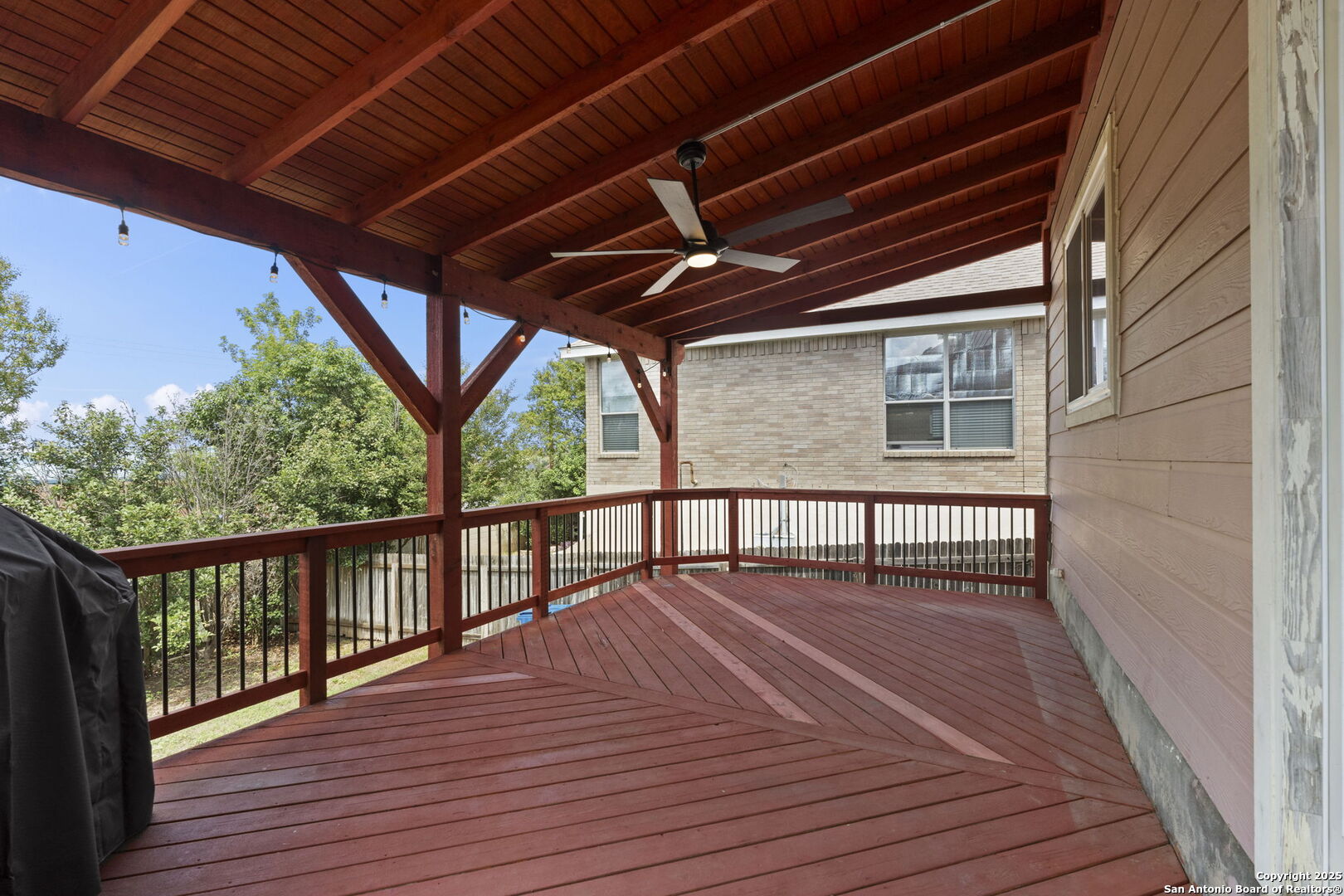 815 Windhurst