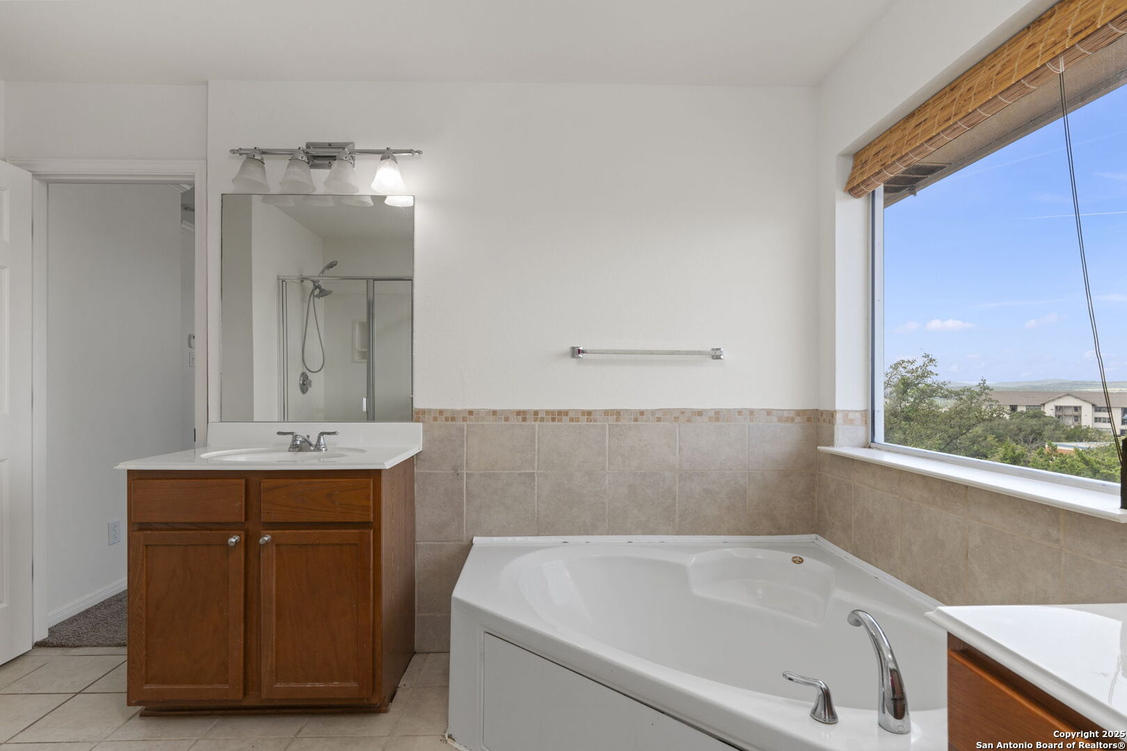 815 Windhurst