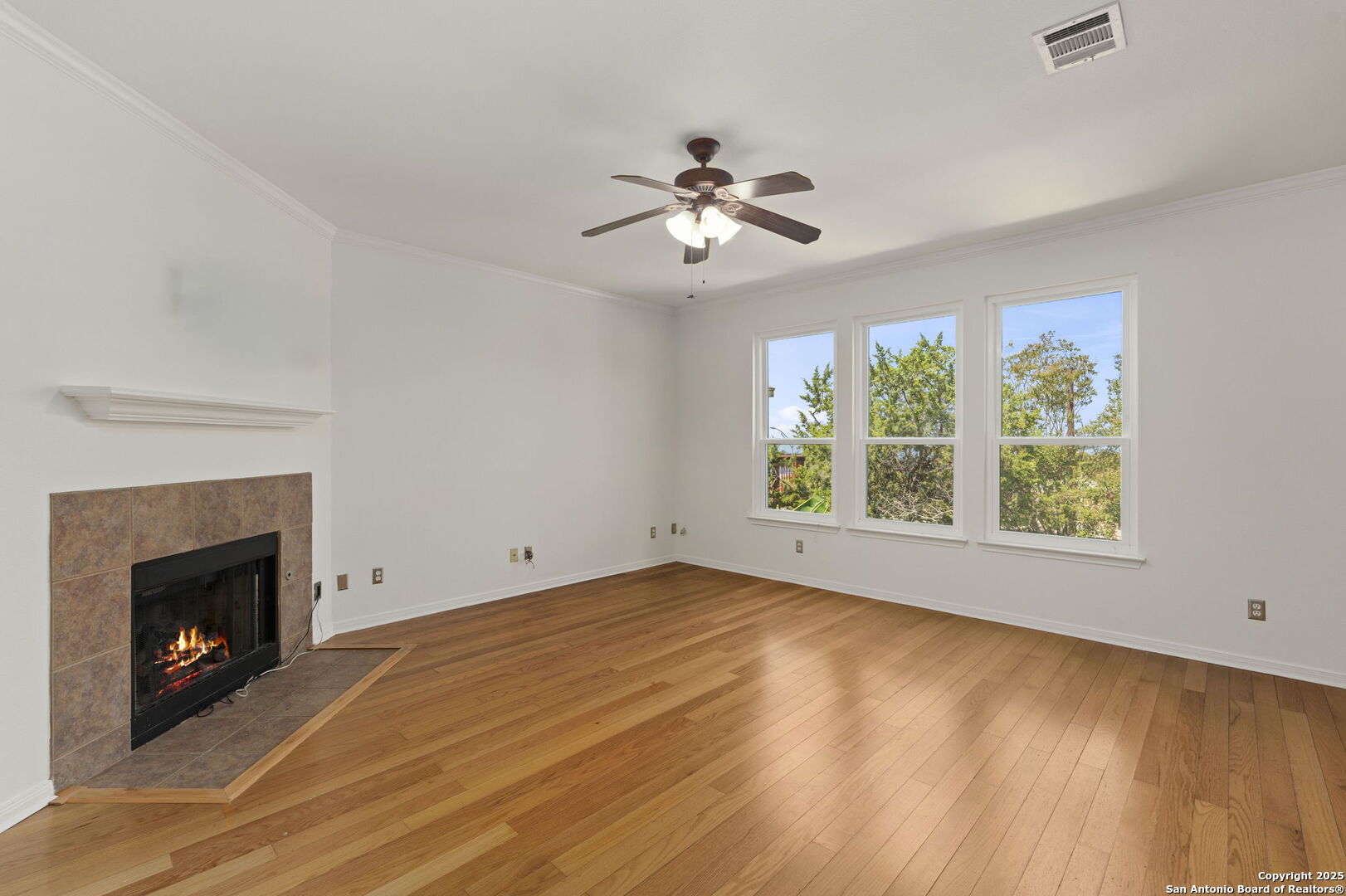 815 Windhurst