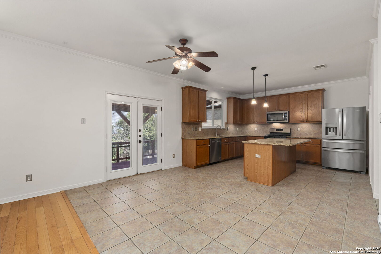 815 Windhurst