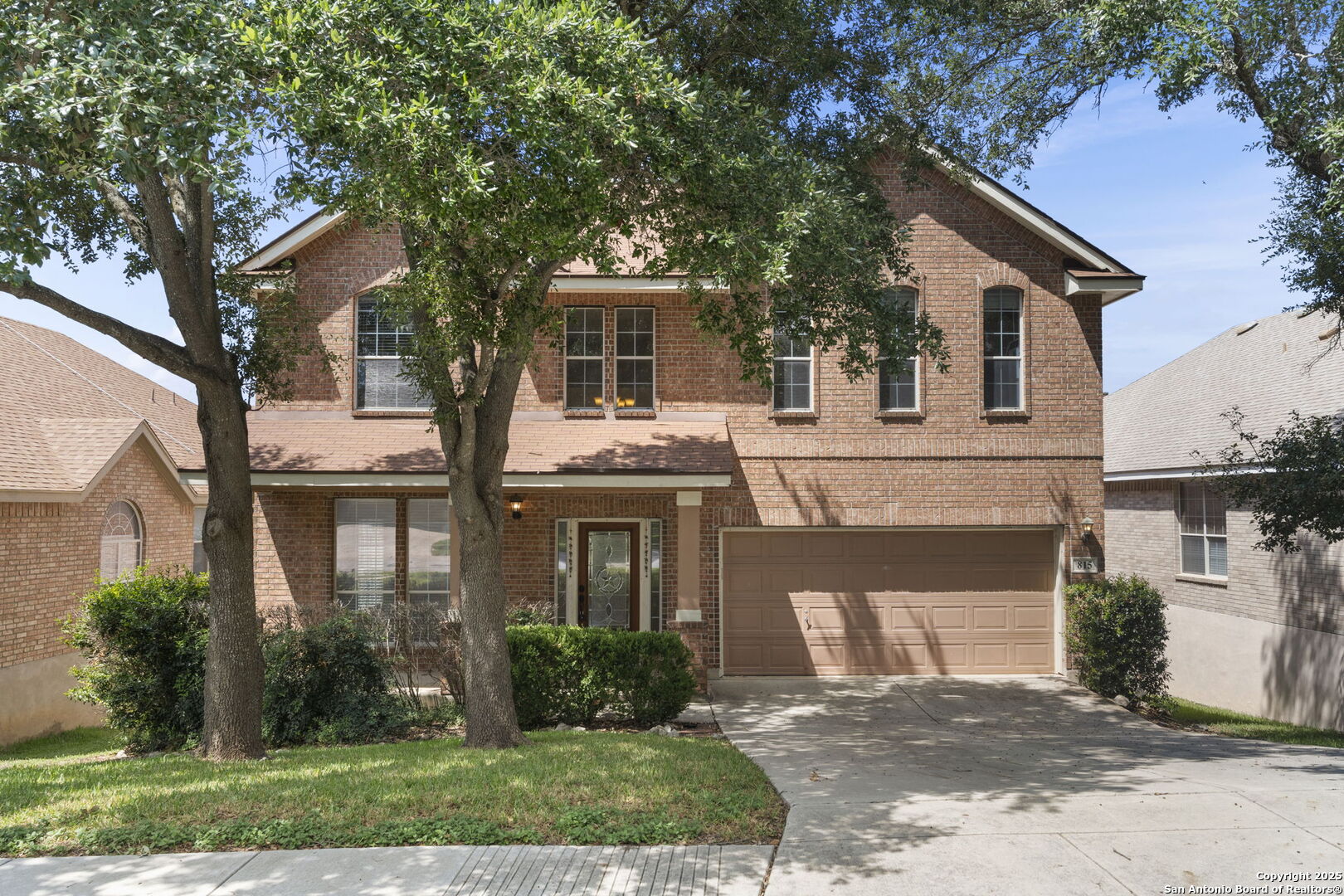 815 Windhurst