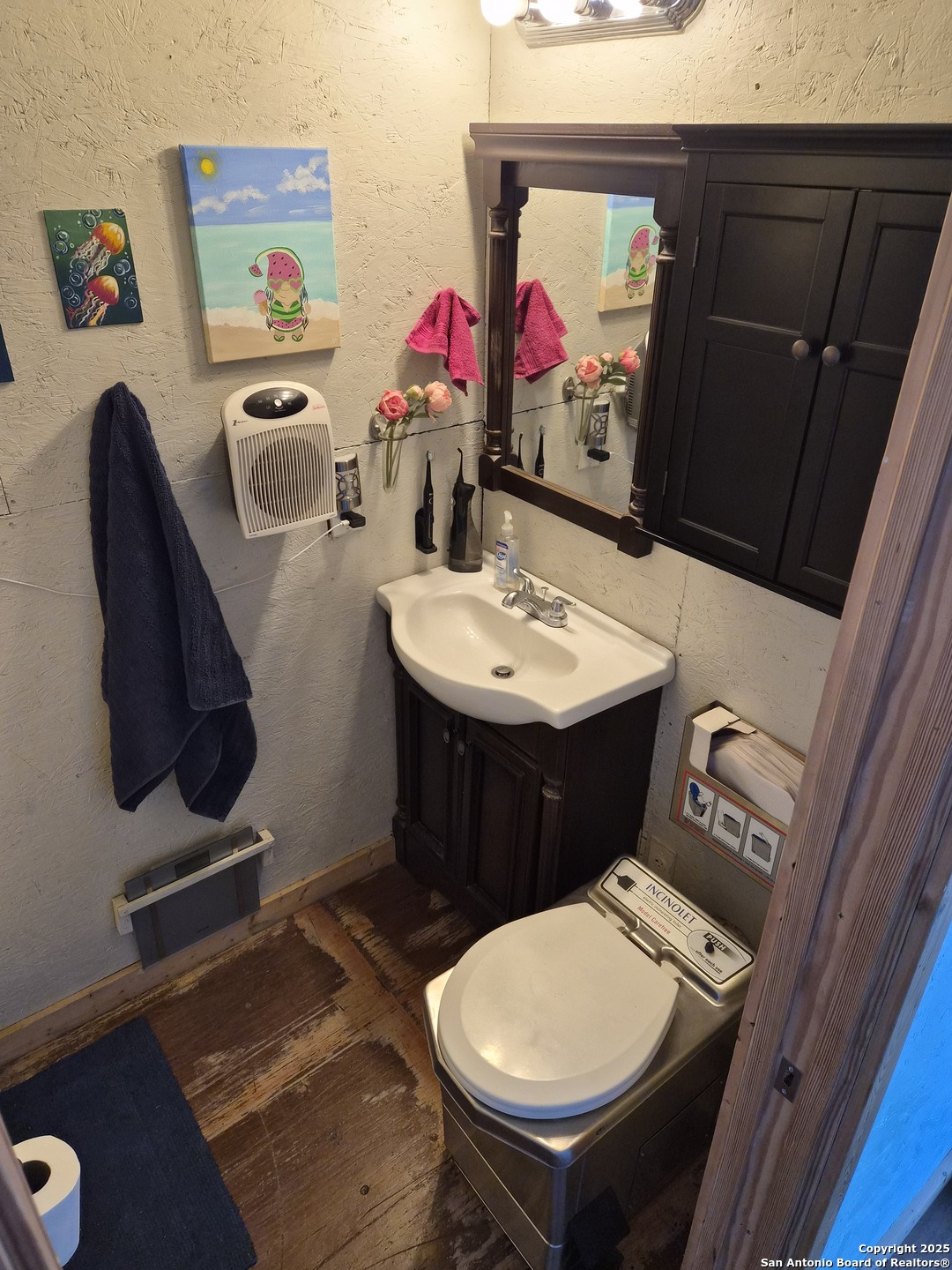 545 Spanish Oak Road