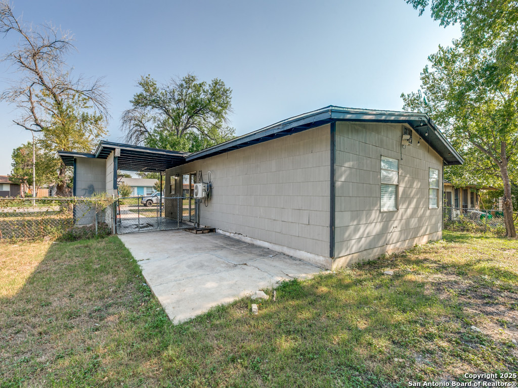 5830 Castle Yard