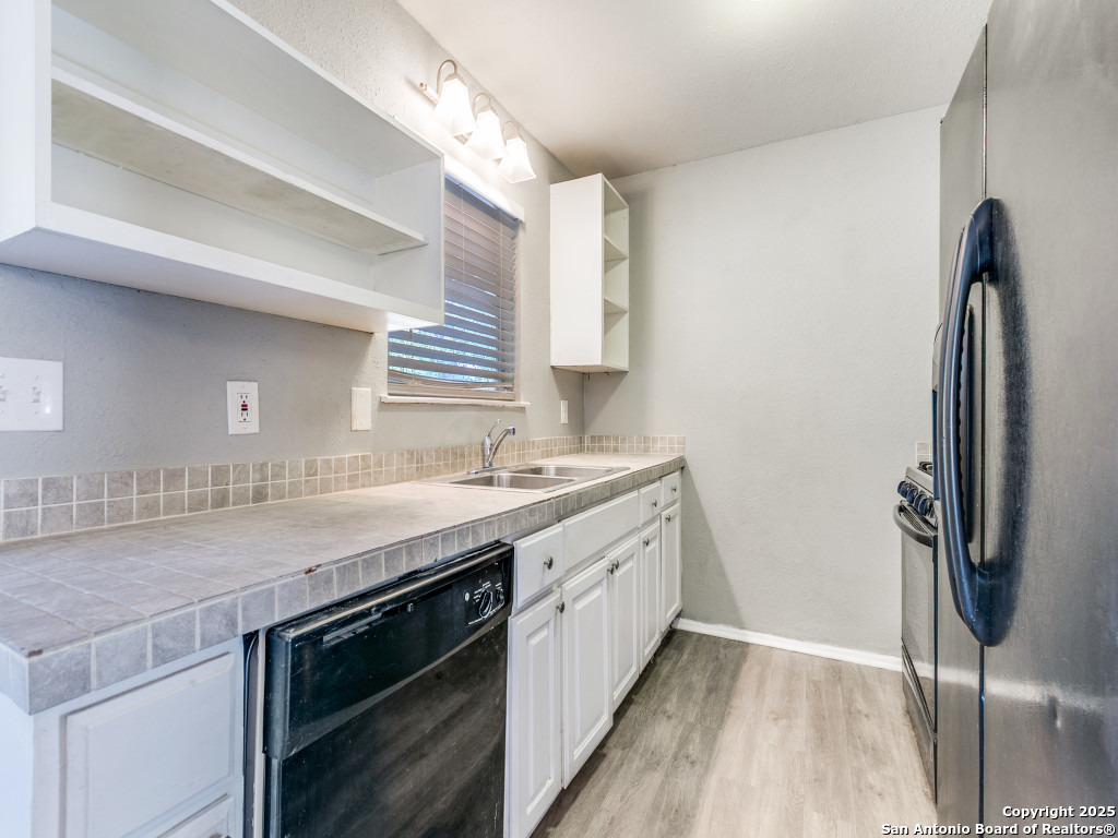 5830 Castle Yard