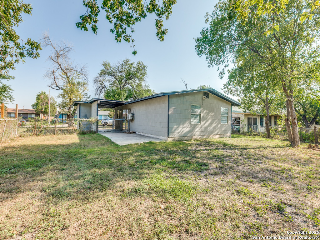 5830 Castle Yard