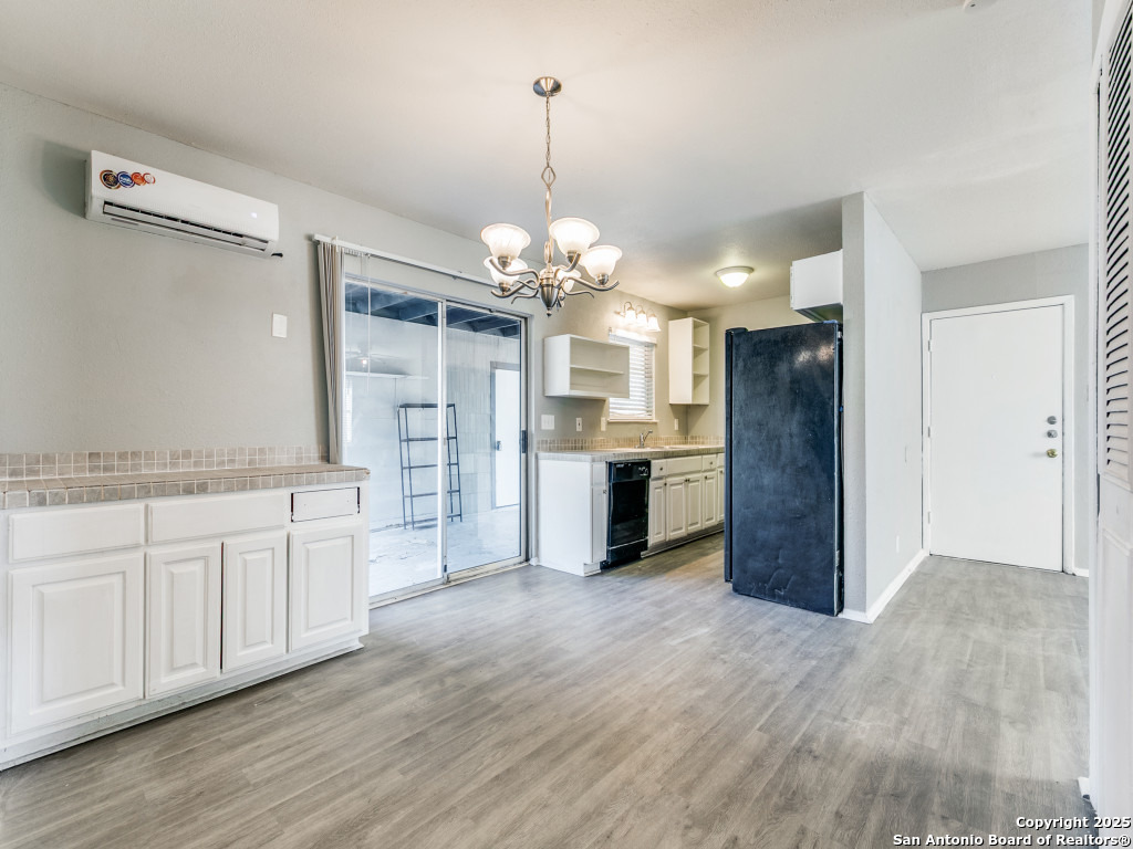 5830 Castle Yard