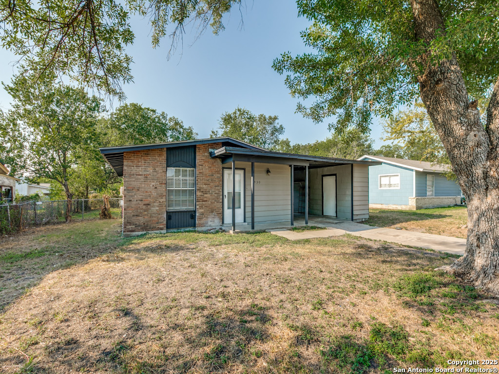 5830 Castle Yard