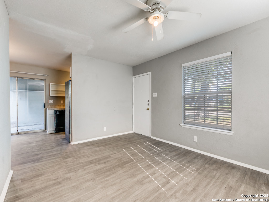 5830 Castle Yard