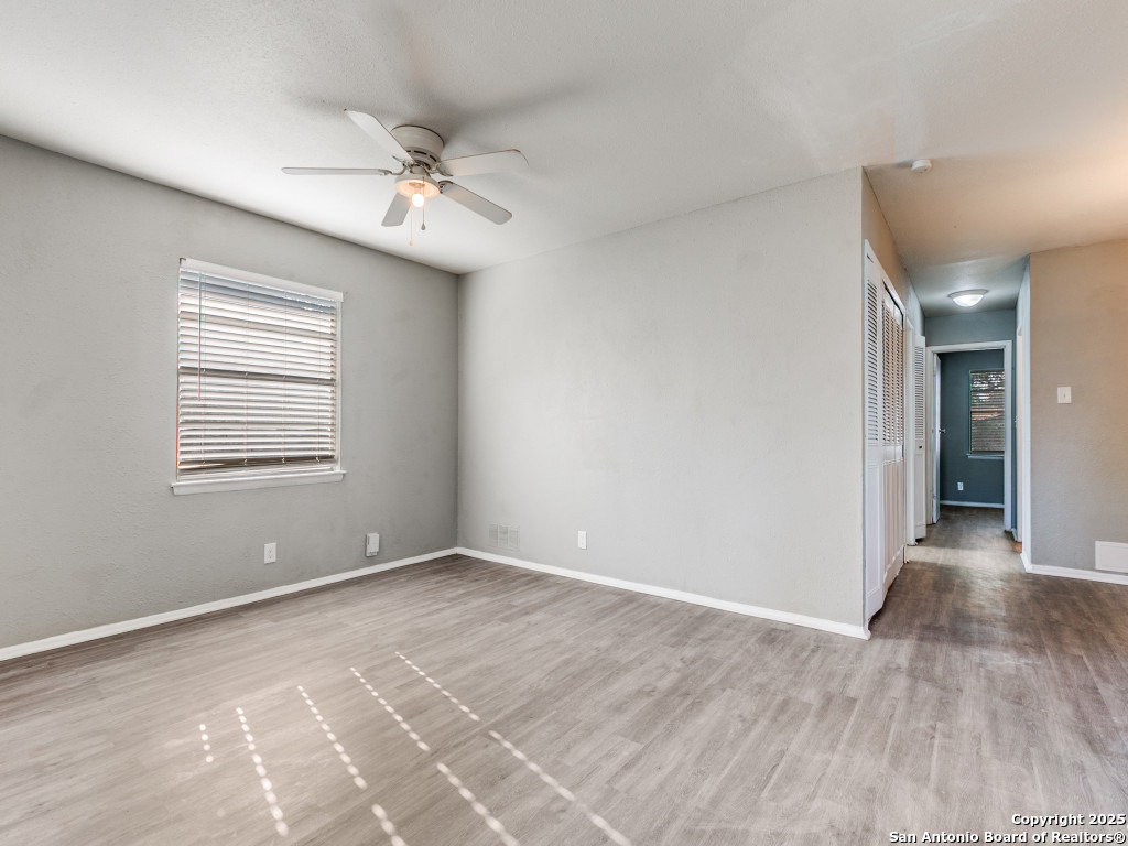 5830 Castle Yard
