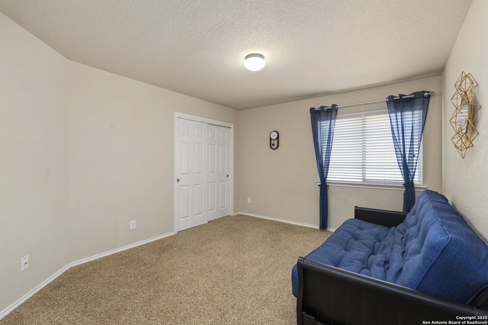 518 Eldridge Dr