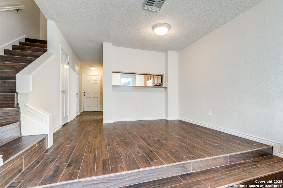 10254 Dover Ridge 204