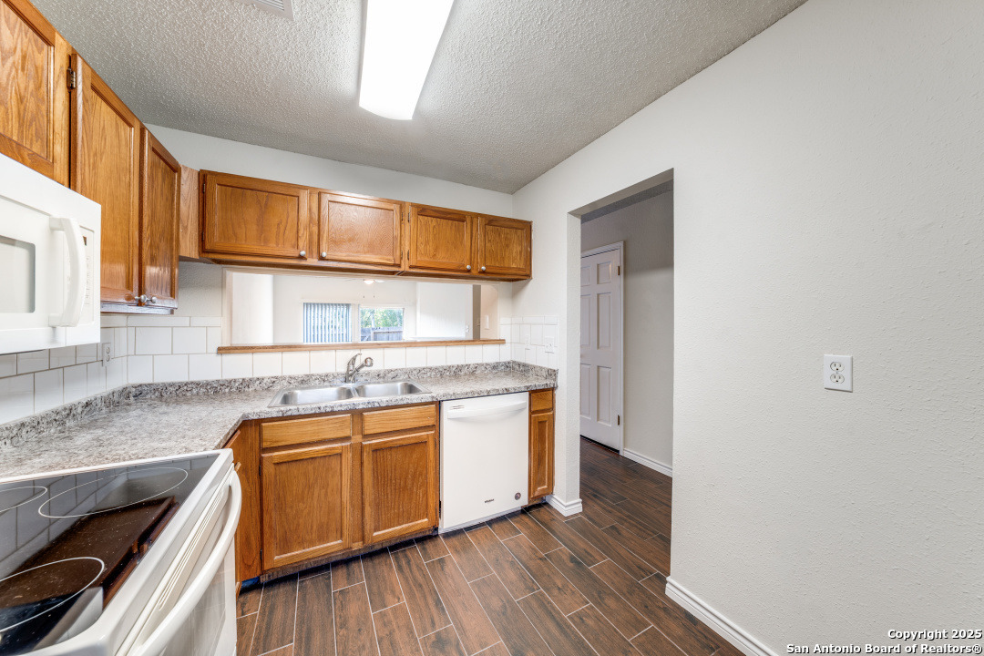 10254 Dover Ridge 204