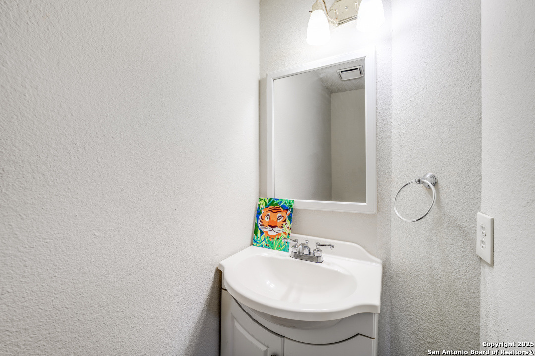 10254 Dover Ridge 204