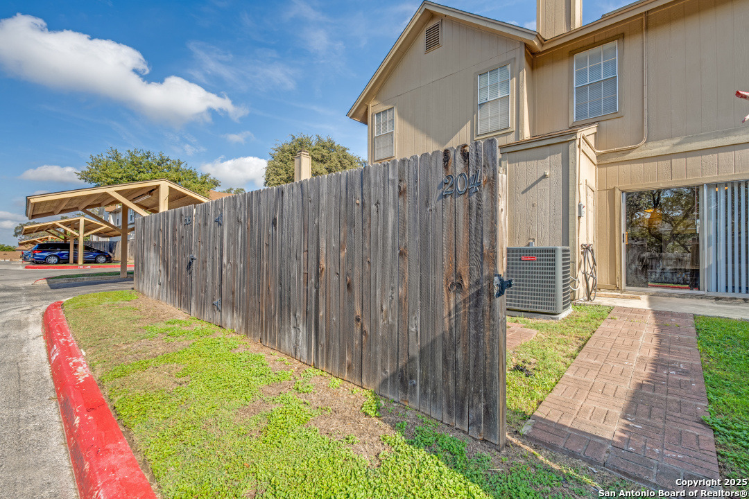10254 Dover Ridge 204