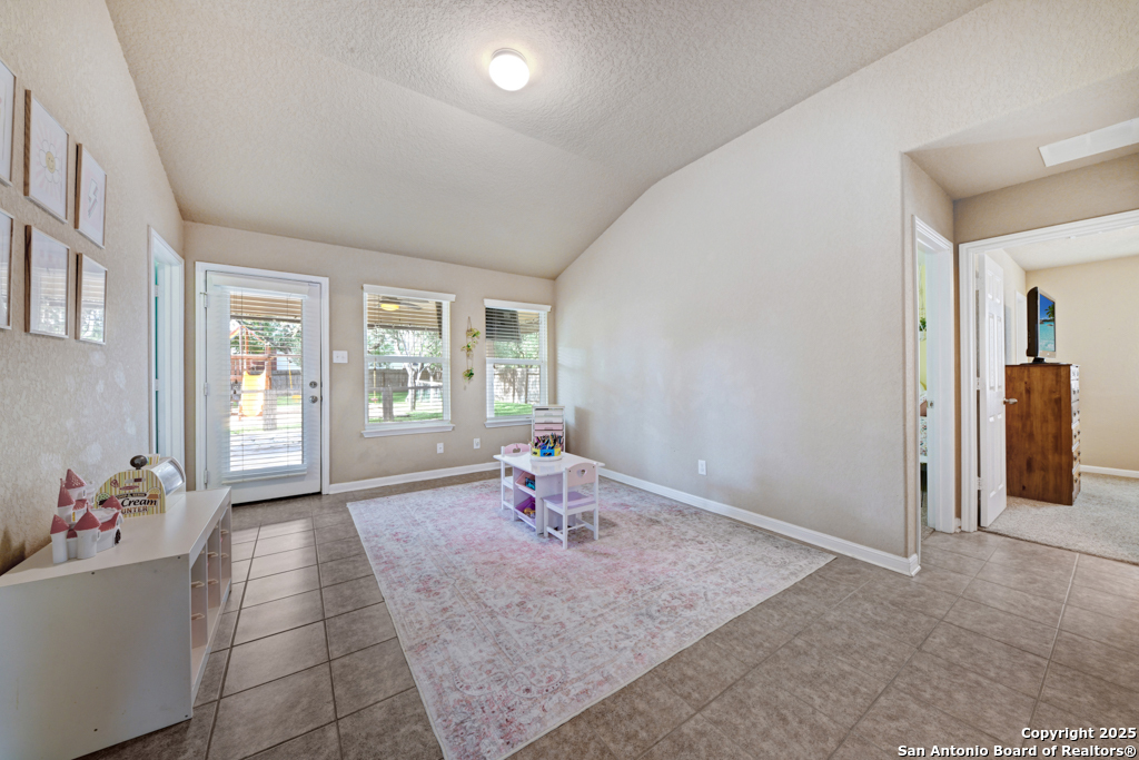 11750 Autumndale