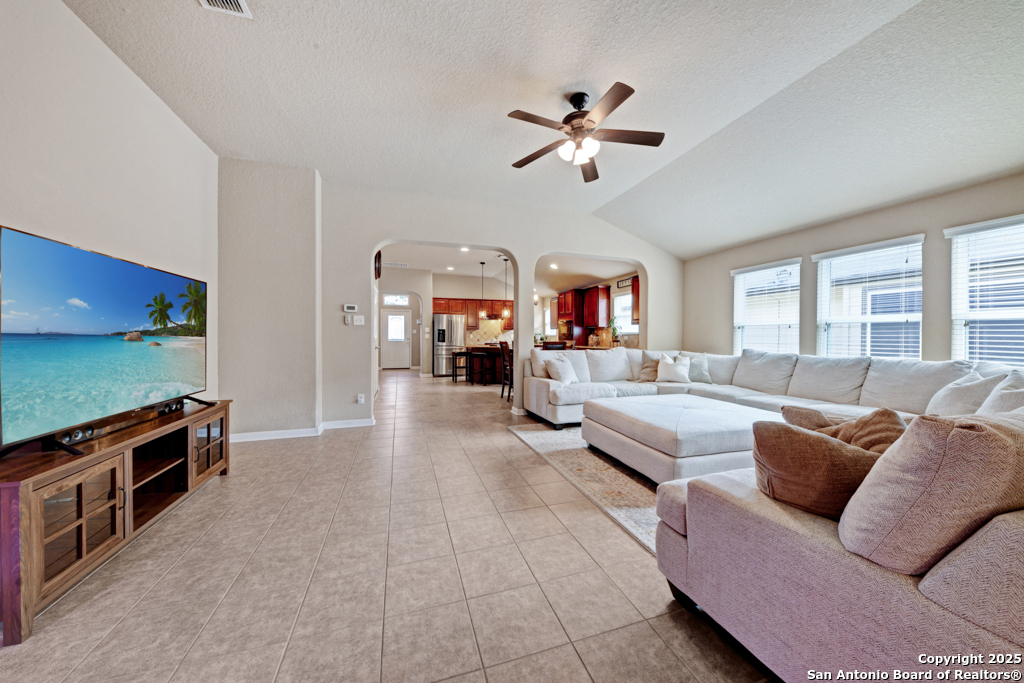 11750 Autumndale