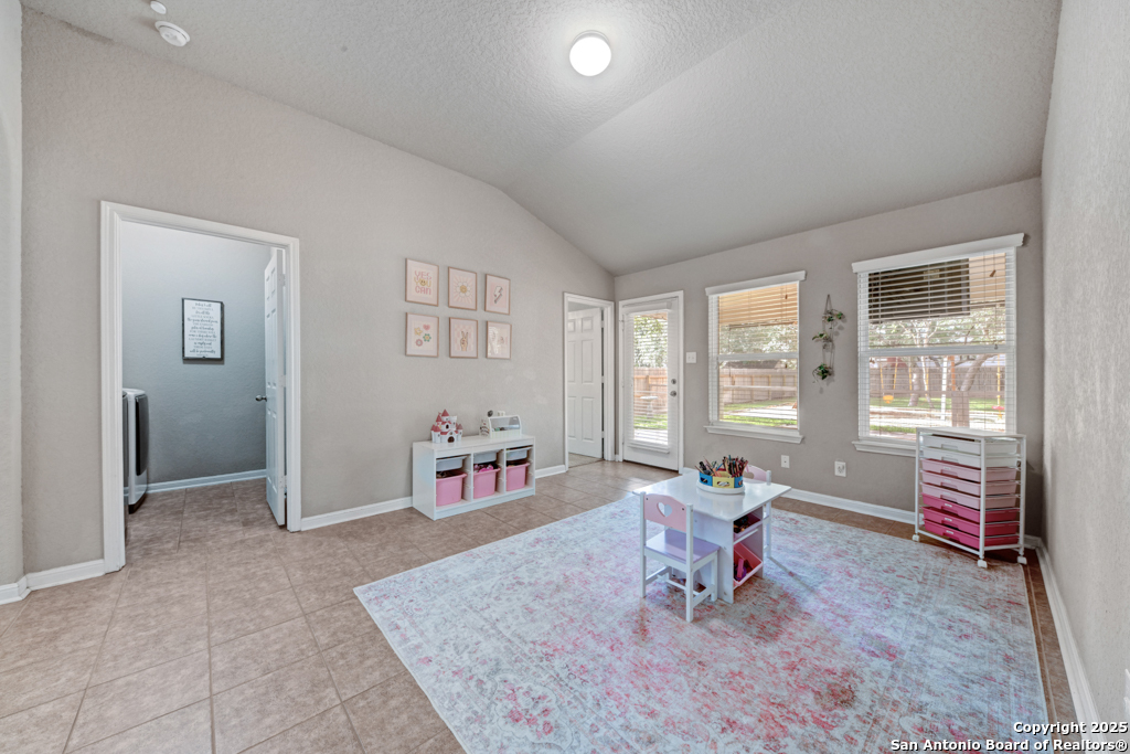 11750 Autumndale