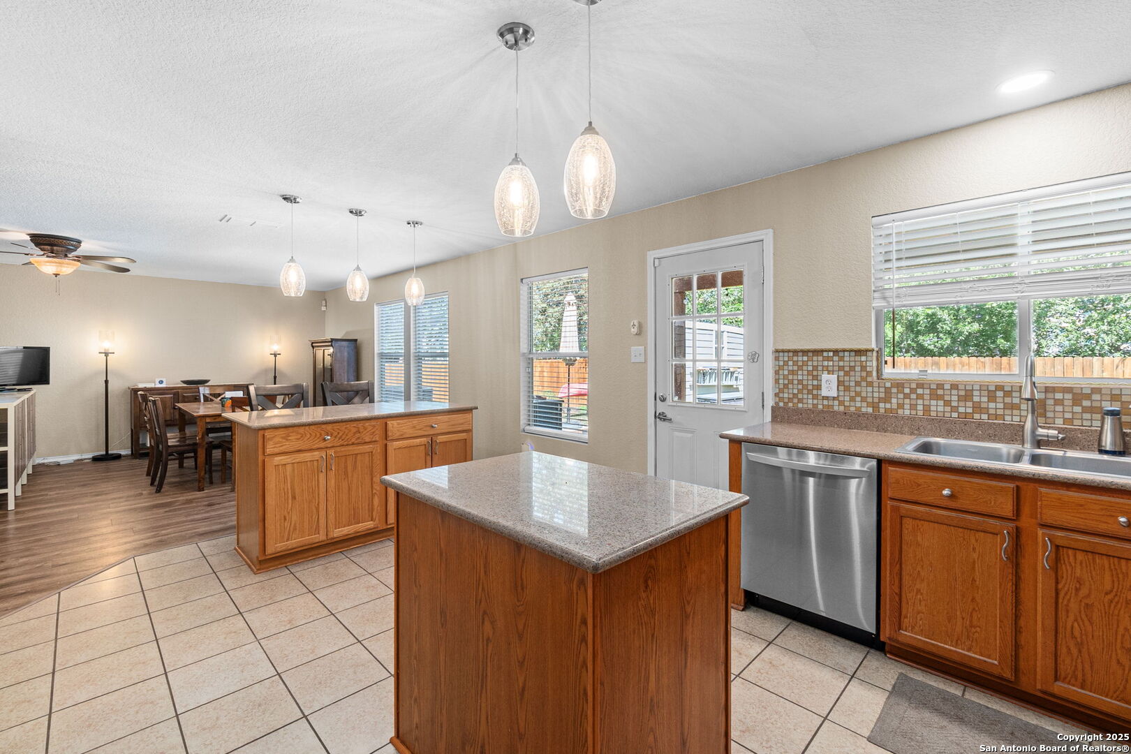 11619 Greenwood Oak