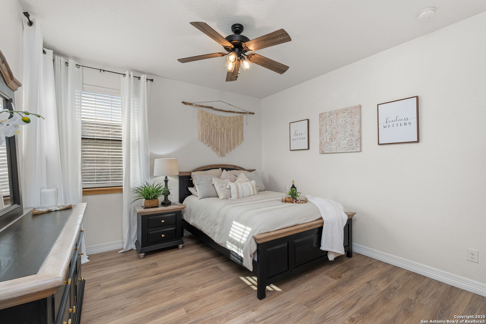 29051 Hobblebush