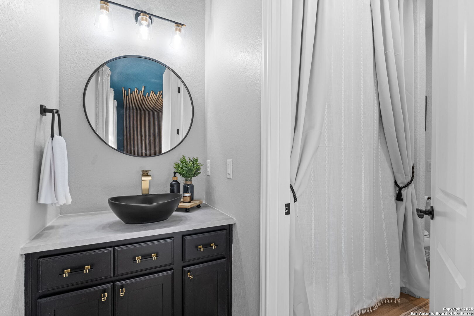 29051 Hobblebush