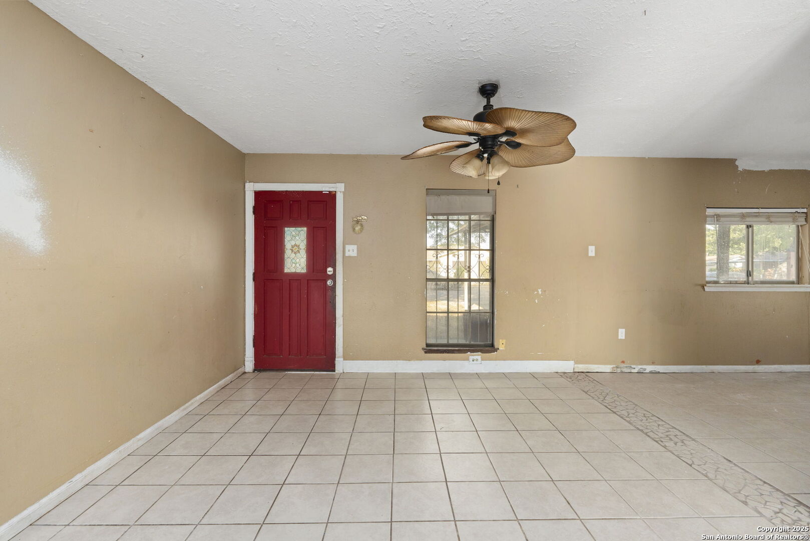 8806 Prairie Hill