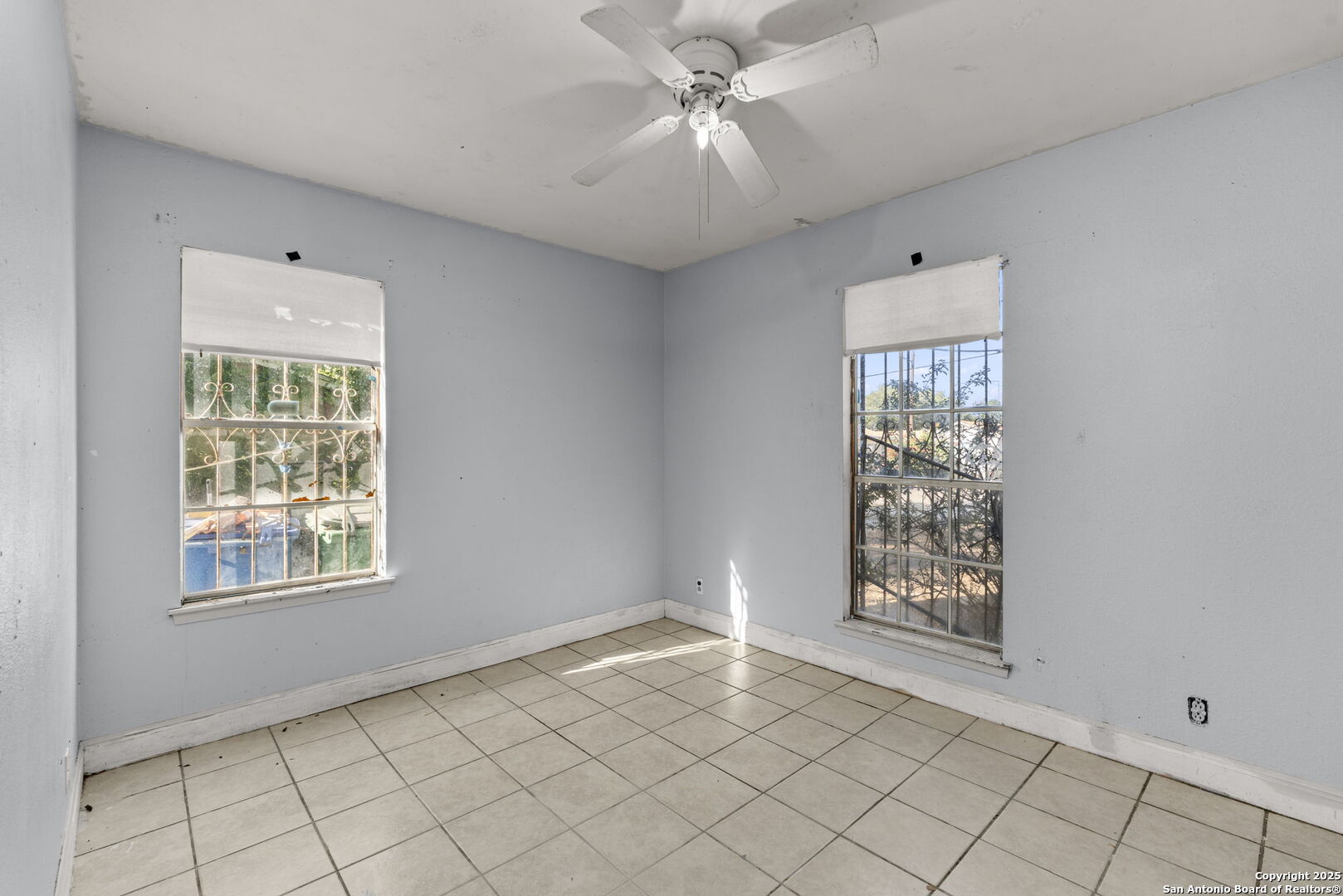 8806 Prairie Hill