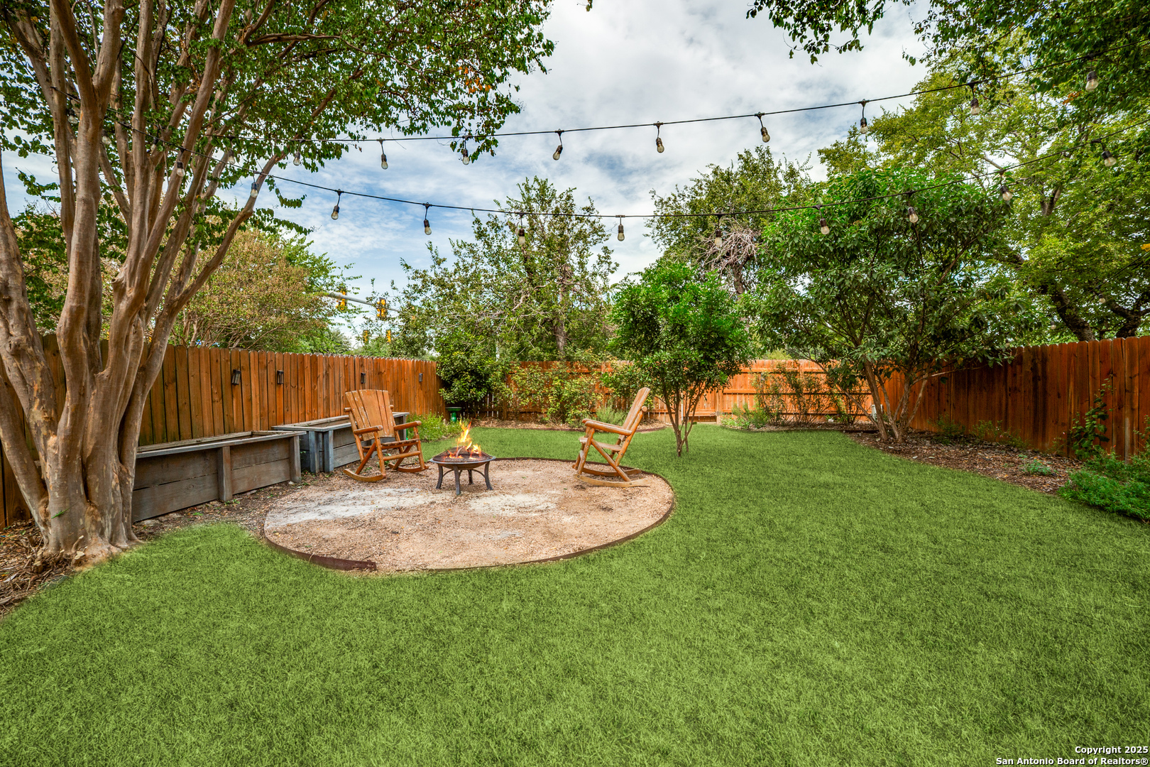 6775 Hickory Springs